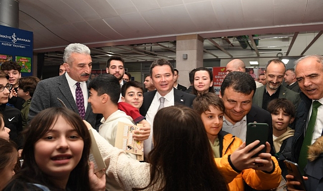 Osmangazi Kitap Fuarı Bursa'da Kültür ve Edebiyatı Buluşturuyor