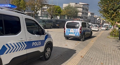 Bursa'da Kayınpeder ve Oğlu Kahvehaneyi Bastı: Eski Damat Bıçaklandı