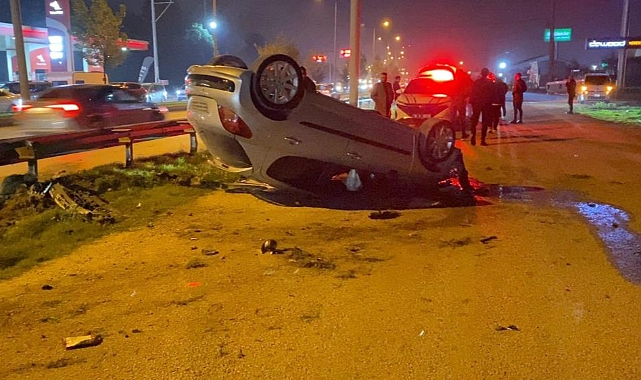 Bursa'nın İnegöl İlçesinde Otomobil Takla Attı: 2 Yaralı