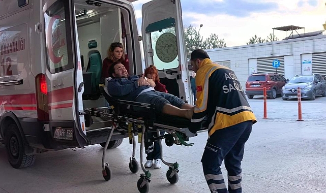 İnegöl'de Fabrika Kazası: Makine Mühendisi Demir Silindir Altında Yaralandı