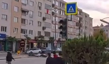 İnegöl'de Kontrolden Çıkan Motosiklet Kaza Yaptı: O Anlar Kask Kamerasına Yansıdı