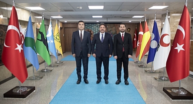 Kırgız-Türk Kardeşliği Bursa'da Yeşeriyor