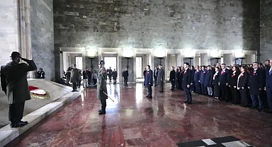 Milli Eğitim Bakanı Yusuf Tekin 24 Kasım Öğretmenler Günü'nde Anıtkabir'i Ziyaret Etti