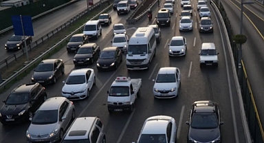 Motorine Bu Geceden İtibaren 2 Lira 7 Kuruş Zam Geliyor