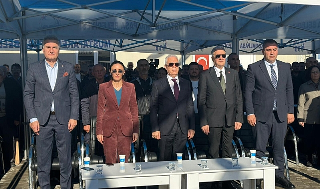 Mustafakemalpaşa’da Çiftçilere Buğday Tohumu Desteği ve Silaj Paketleme Tesisi Açılışı