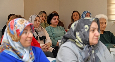 Osmangazi Belediyesi'nden 'Kadın ve Toplum' Söyleşisi