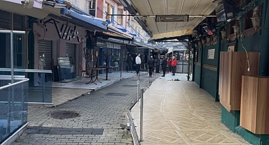 Arap Şükrü Sokağı'nda Tenteler Kaldırılıyor: Esnaf Karara Tepkili