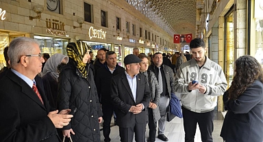 Bursa'da Dumansız Hava Sahası Çalışmaları Kapalı Çarşı Esnafıyla Devam Ediyor