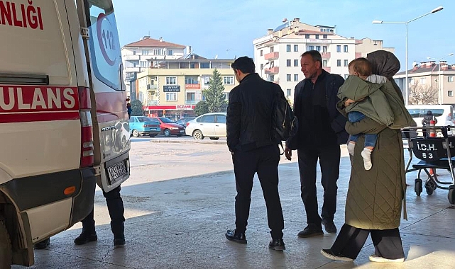 Bursa İnegöl'de Fıstık Yutan Bebek Hastanelik Oldu