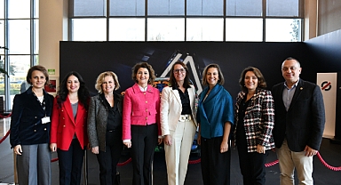 Kadının Güçlenmesi Bursa Platformu üyeleri, Oyak Renault'da buluştu