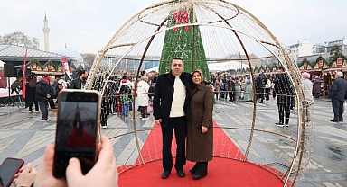 Osmangazi Meydanı'nda Yeni Yıl Festivali Başladı