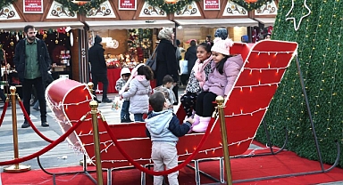 Osmangazi Meydanı Yeni Yıl Festivaliyle Şenlendi