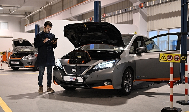 BTSO MESYEB Türkiye’nin En Kapsamlı Mesleki Yeterlilik Merkezi Olmayı Sürdürüyor