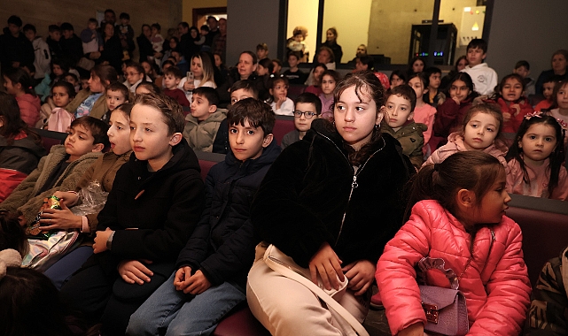 Karagöz Yolda Sömestr Tatilinde Çocuklarla Buluştu