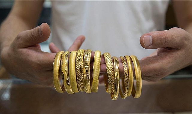 Altın ve Gümüşte Sert Düzeltme: Rekor Sonrası Hızlı Geri Çekilme