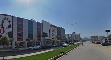 İnegöl'de Ertuğrul Gazi Caddesi Mobilyanın Kalbi Olmaya Devam Ediyor 