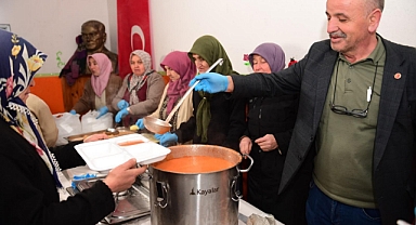 Osmangazi Belediyesi Büyükdeliller ve Küçükdeliller’de Ramazan İftar Sofrası Kurdu