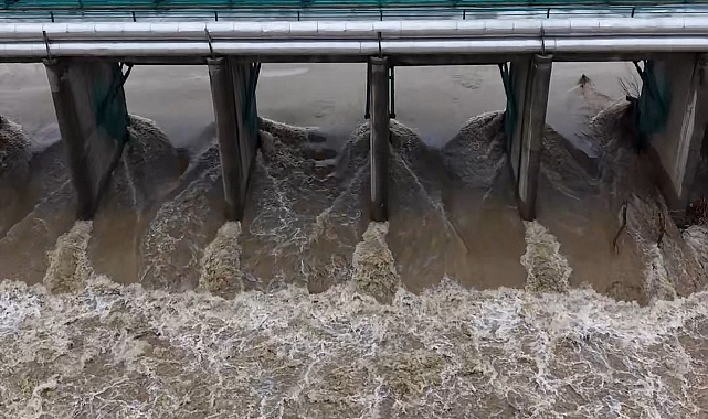 Yağışlar Bereket Getirdi: Mustafakemalpaşa Çayı Coştu